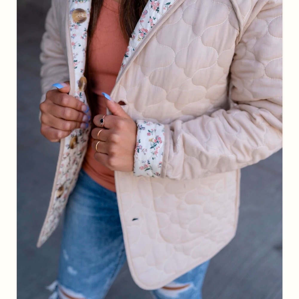 Reversible Floral Quilted Jacket Size M/L